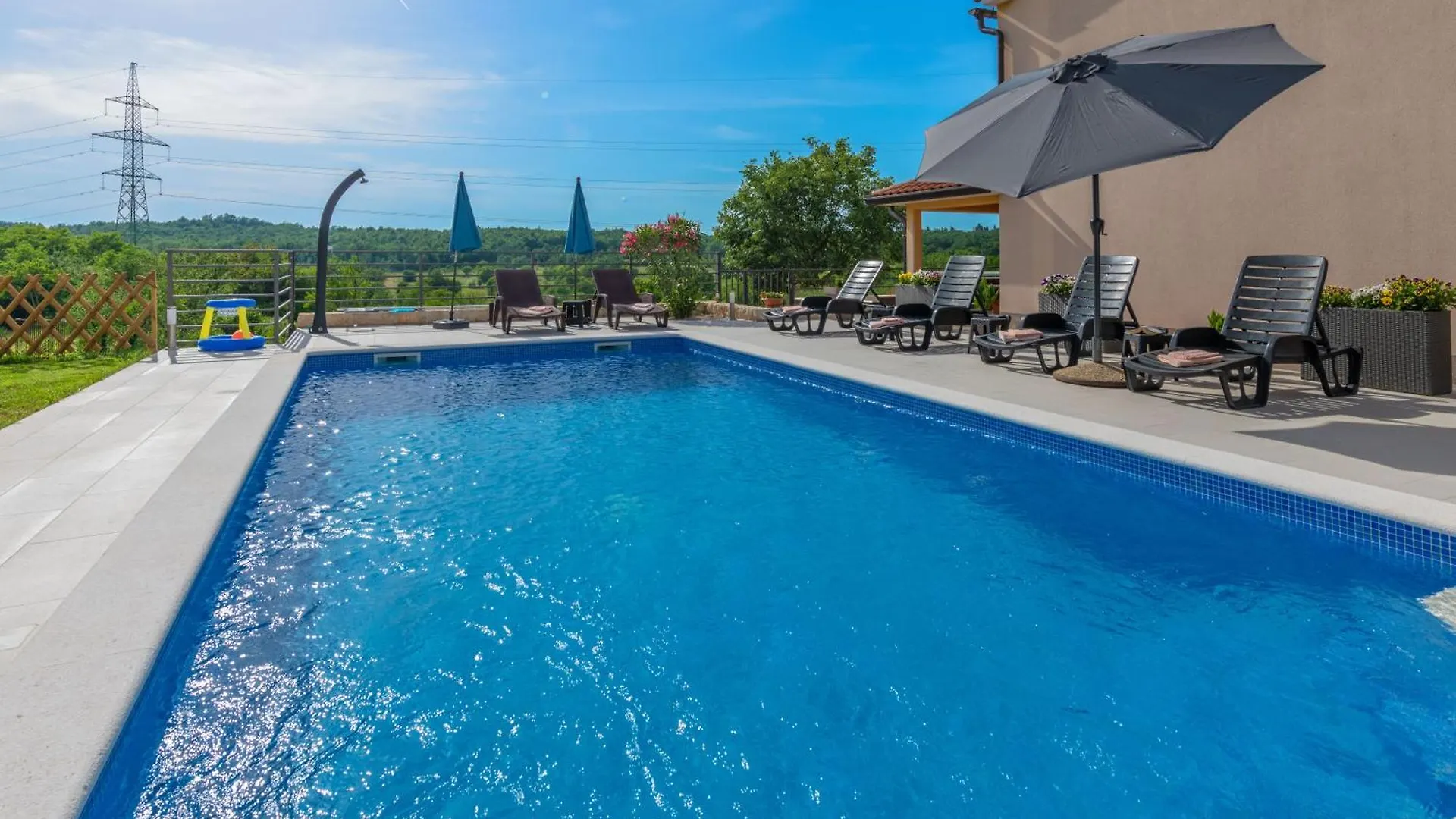 Villa Ana-Marija With Pool & Panoramic Nature Views Nedescina